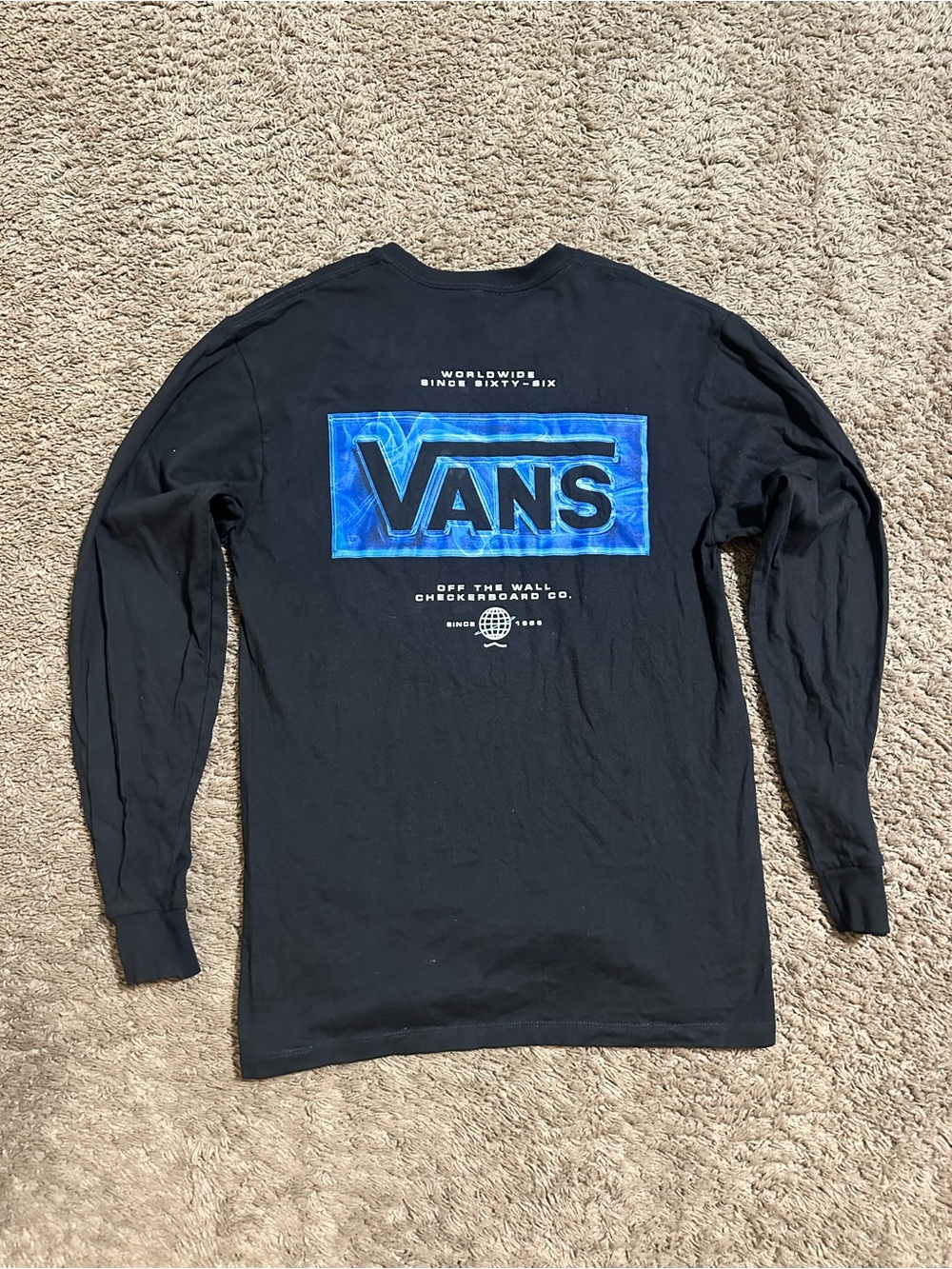 Vintage Vans skateboarding “triple black” shirt 00s size medium